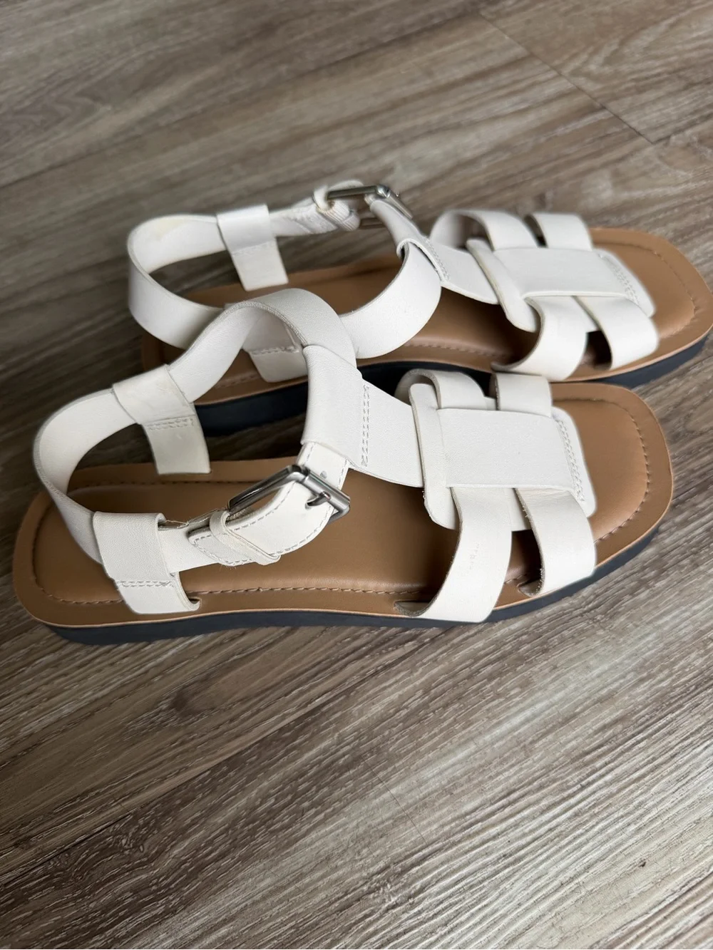 Everlane White Learher Fisherman Sandals Size: 7